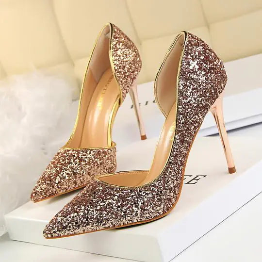 Elegante stilettohakken voor bruiloften