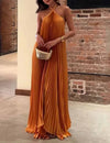 Kyla - Chique maxi-jurk met plooien en halternek